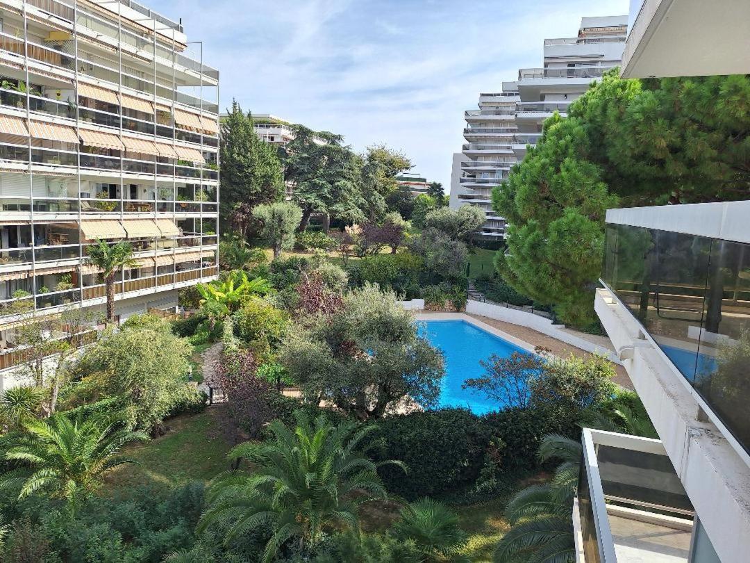Juan Les Pins Charming Apartment ภายนอก รูปภาพ